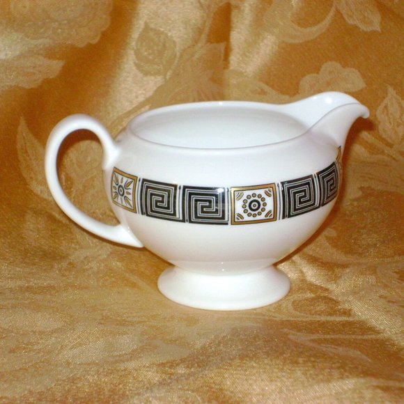 Vintage Wedgwood Asia Retro China Creamer R4288 Classy Geometric Pattern 1960's - Picture 2 of 3